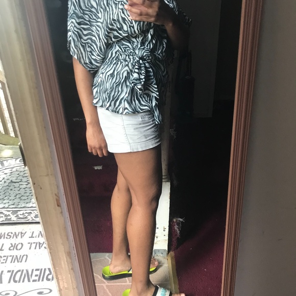 MICHELE MICHELLE Women Medium Blue Pleated Chiffon - Picture 3 of 8